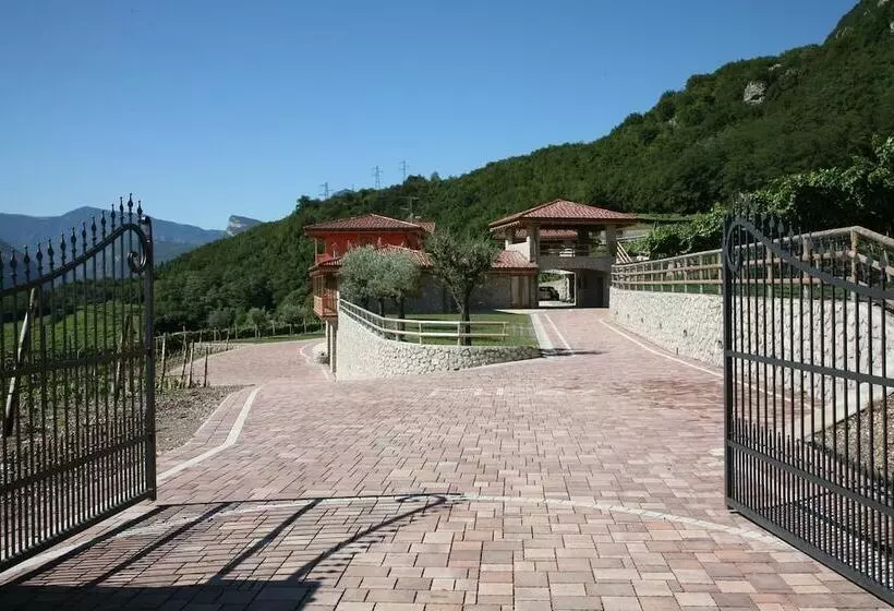 Maaseutuhotelli Maso Fiorini