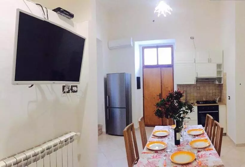 Majatalo Aloha House