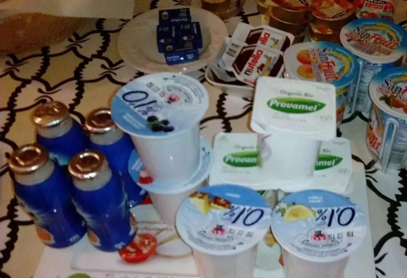 پانسیون Crespi House