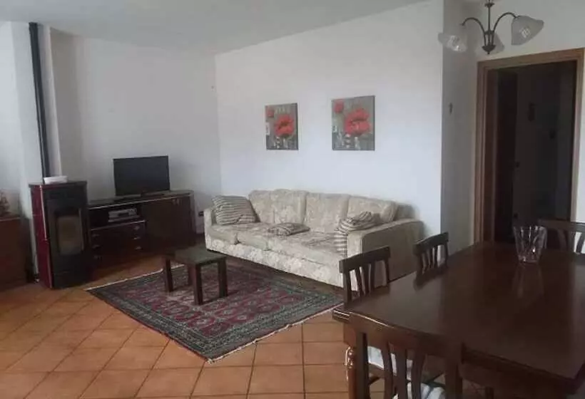 پانسیون Crespi House