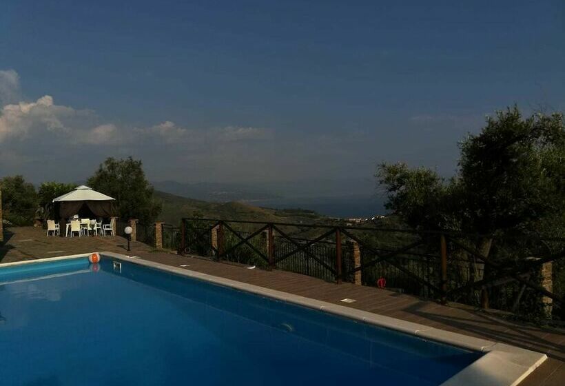 펜션 La Torretta Di Pollica