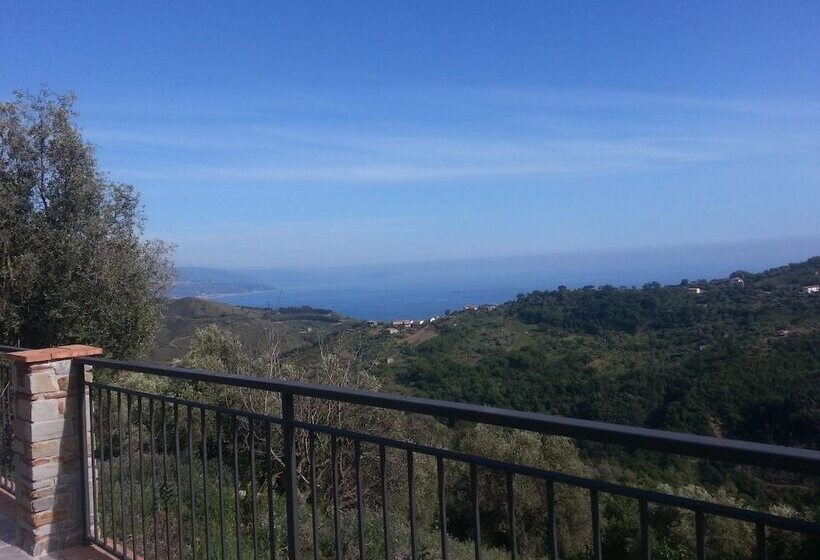 펜션 La Torretta Di Pollica