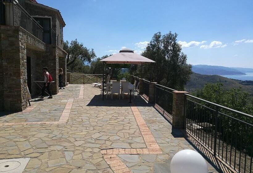 펜션 La Torretta Di Pollica