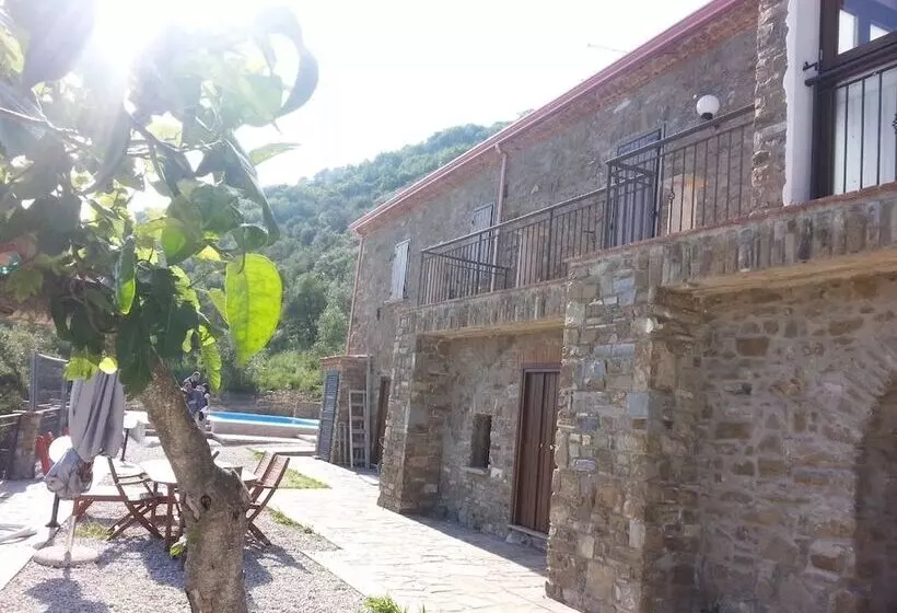 ペンション La Torretta Di Pollica