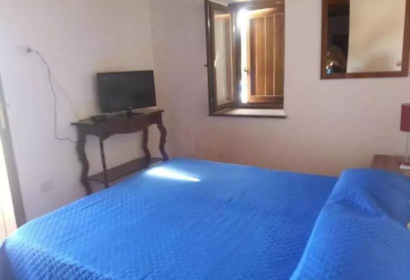 ペンション La Torretta Di Pollica