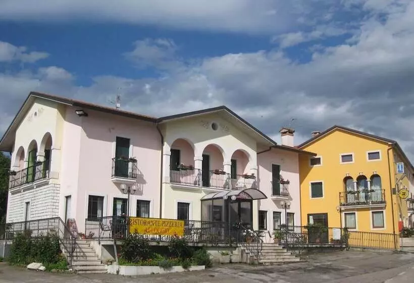 Majatalo Locanda  Alla Rosa