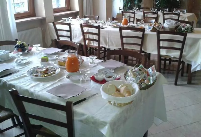 Majatalo Locanda  Alla Rosa