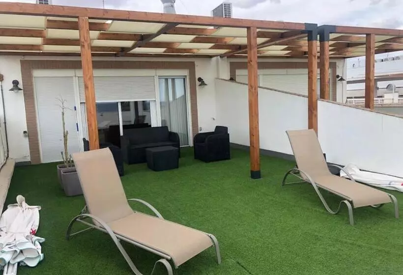 فندق فئة نجمة واحدة El Globo