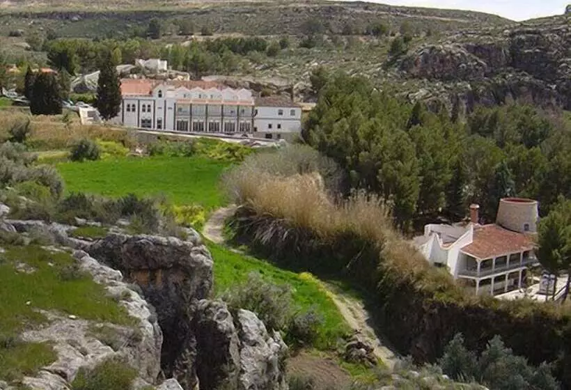 בית מלון כפרי Balneario De Alicún De Las Torres