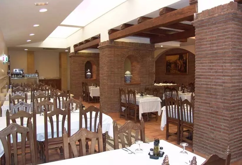 בית מלון כפרי Balneario De Alicún De Las Torres