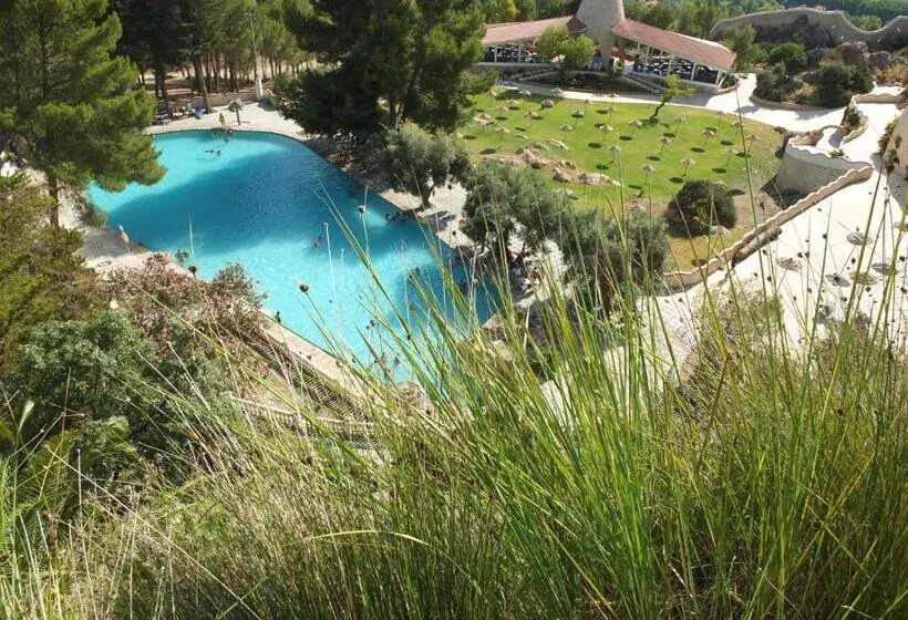 בית מלון כפרי Balneario De Alicún De Las Torres