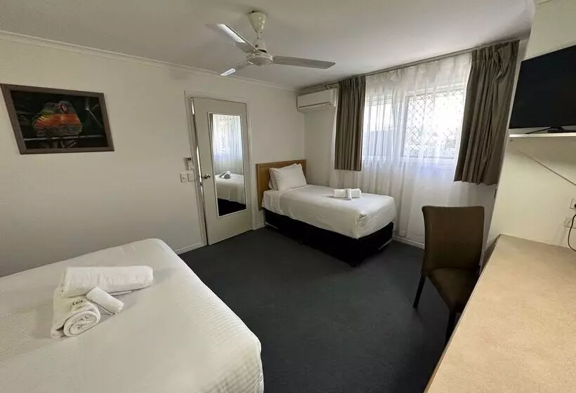 בית מלון כפרי Best Western Ambassador Motor Lodge