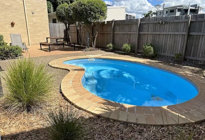 בית מלון כפרי Best Western Ambassador Motor Lodge