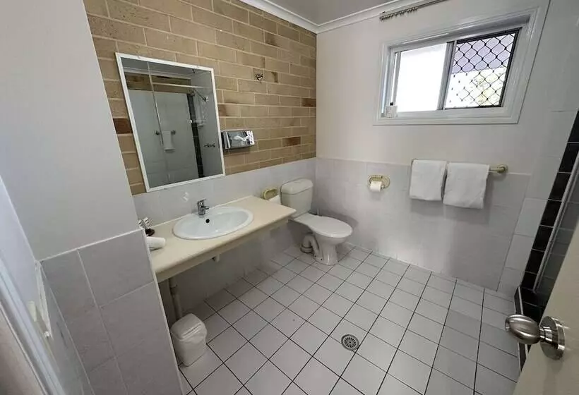 בית מלון כפרי Best Western Ambassador Motor Lodge