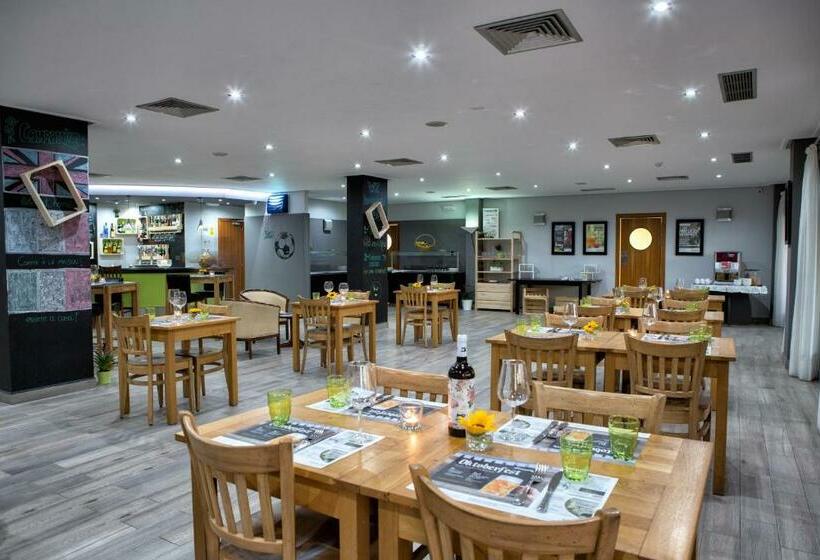 هتل YIT Ciudad de Elche