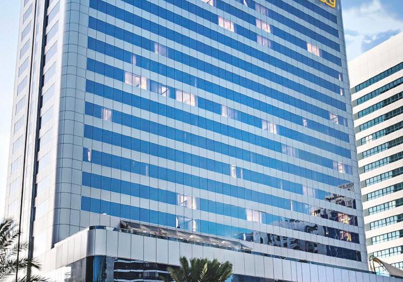 Corniche Hotel Abu Dhabi