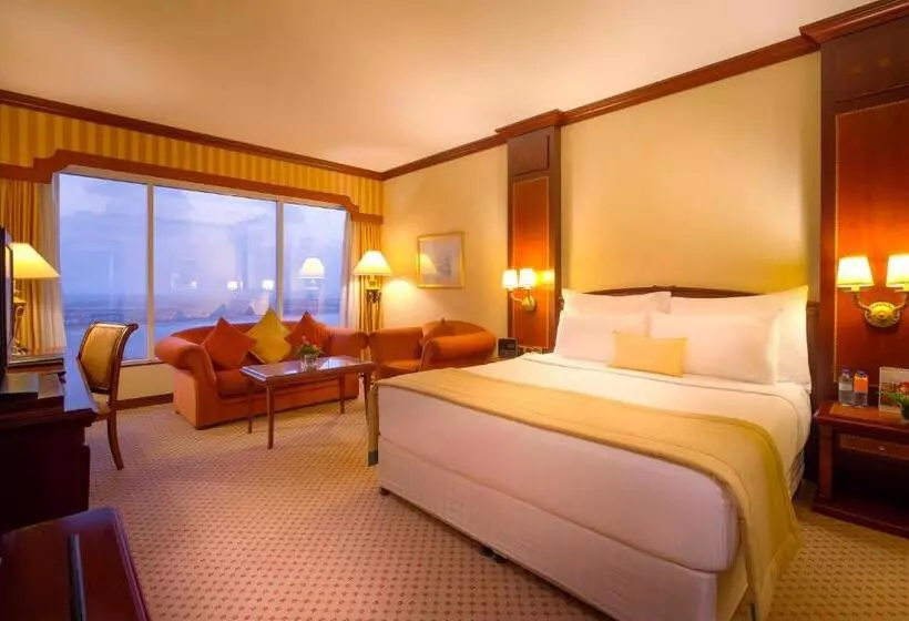 Corniche Hotel Abu Dhabi