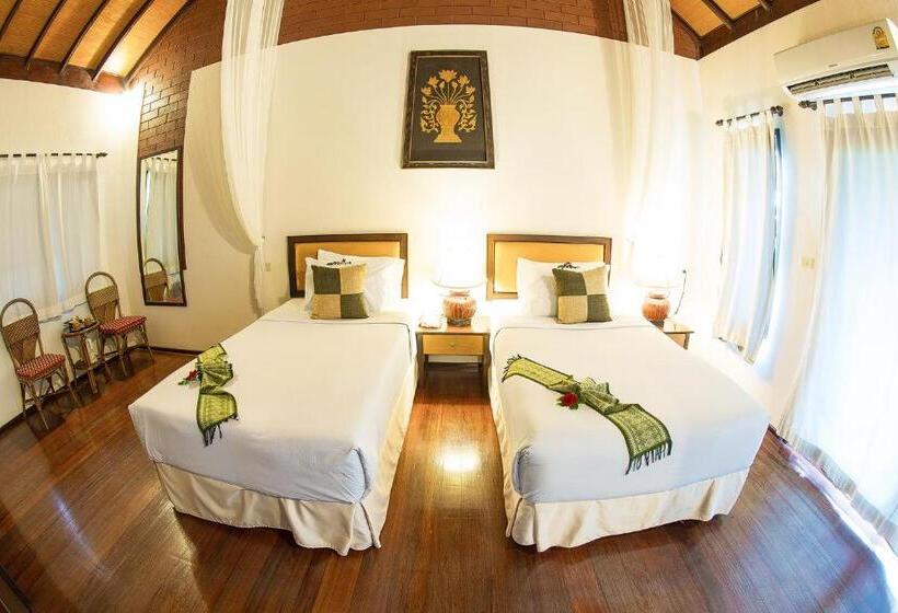 Hotel Golden Pine Resort And Spa