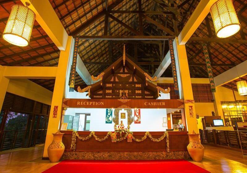 Hotel Golden Pine Resort And Spa