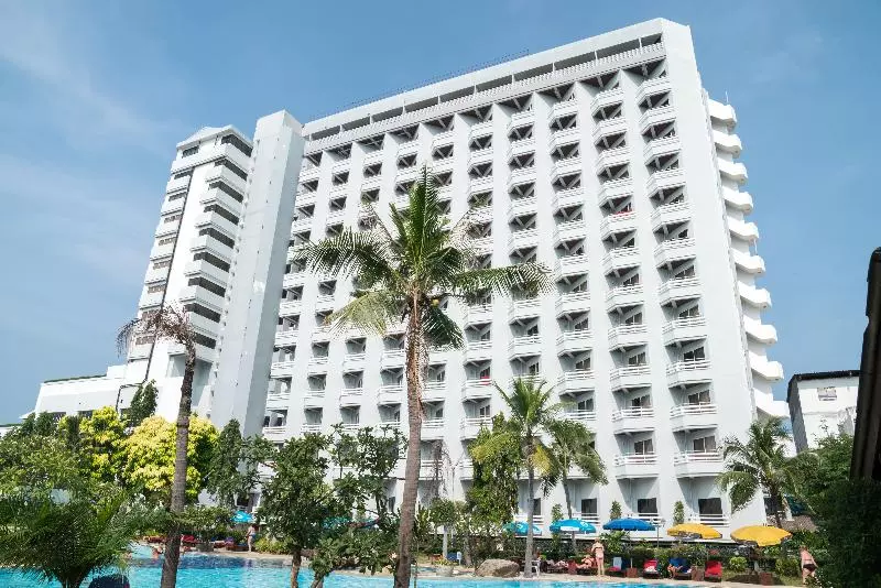 Grand Jomtien Palace Hotel   Sha Extra Plus