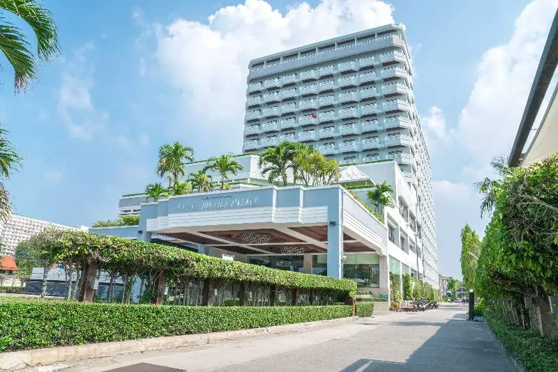 Grand Jomtien Palace Hotel   Sha Extra Plus