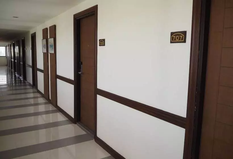 Grand Jomtien Palace Hotel   Sha Extra Plus