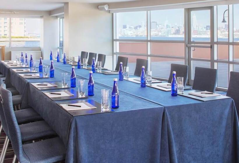 هتل Hyatt Regency Jersey City on the Hudson