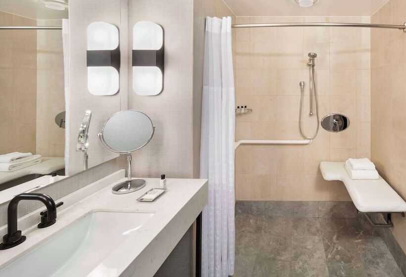 هتل Hyatt Regency Jersey City on the Hudson