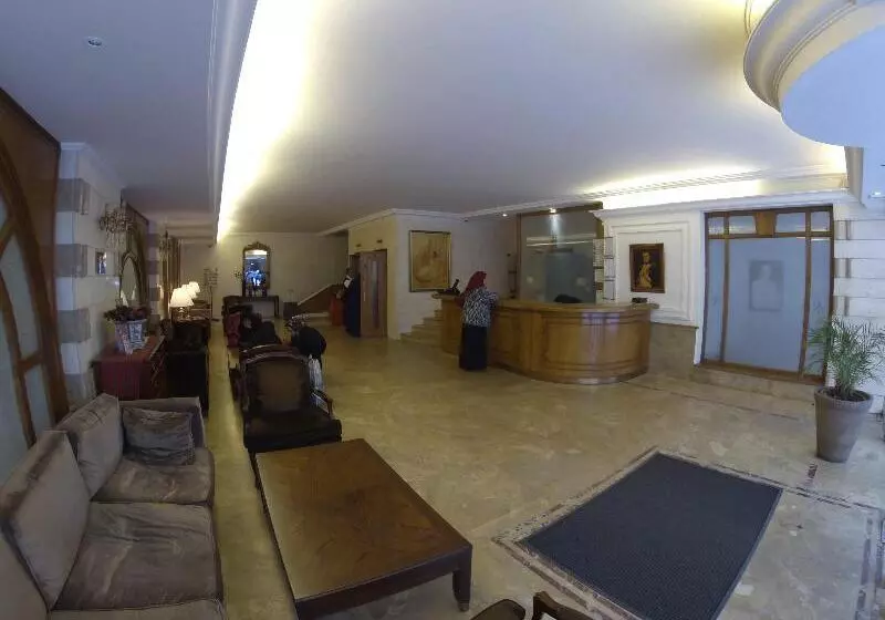 هتل Napoleon Beirut