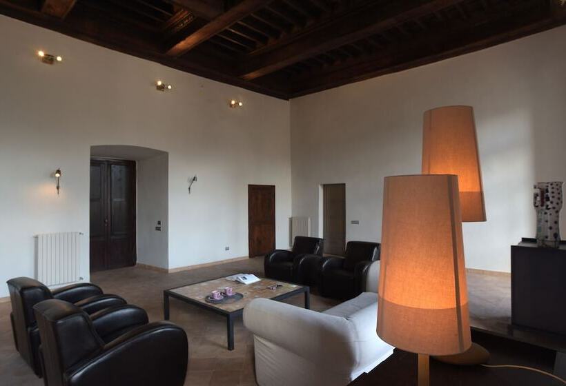 هتل Palazzo Piccolomini