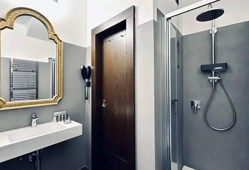 Szálloda Palazzo Piccolomini