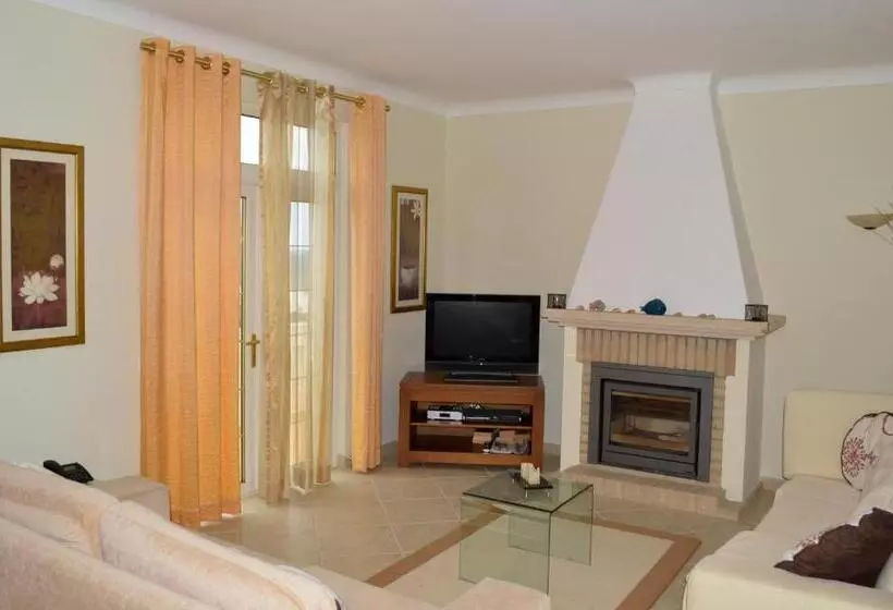 בית מלון כפרי Quinta Da Floresta – Santo António Villas, Golf & Spa