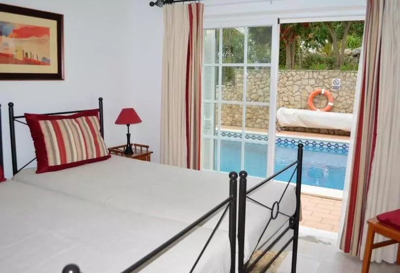 בית מלון כפרי Quinta Da Floresta – Santo António Villas, Golf & Spa