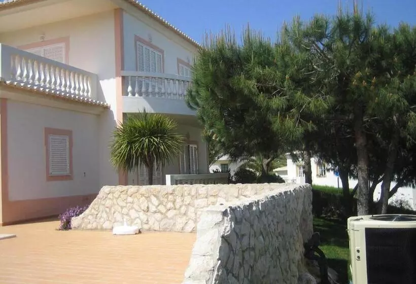 בית מלון כפרי Quinta Da Floresta – Santo António Villas, Golf & Spa