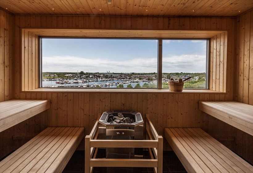 Отель Scandic Sluseholmen