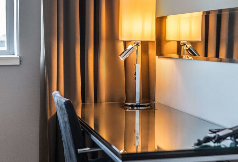 Отель Scandic Sluseholmen