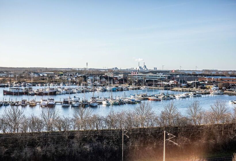 Отель Scandic Sluseholmen