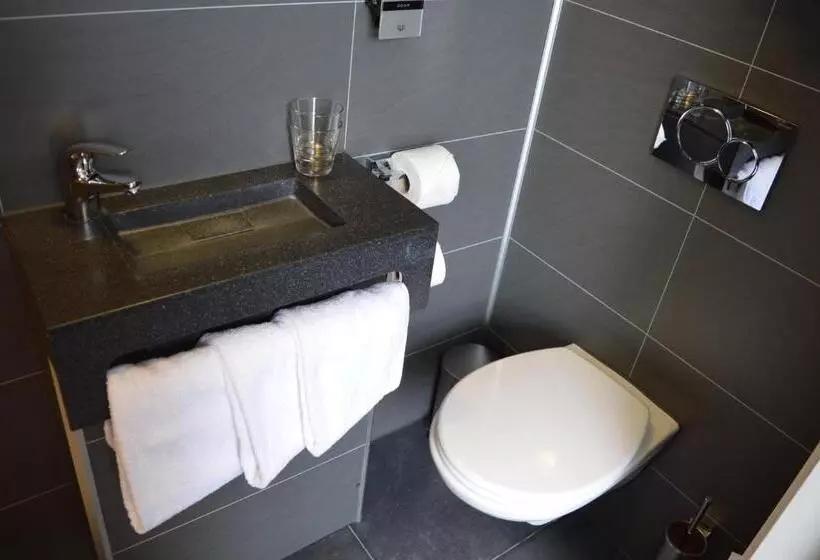 هتل Library Amsterdam