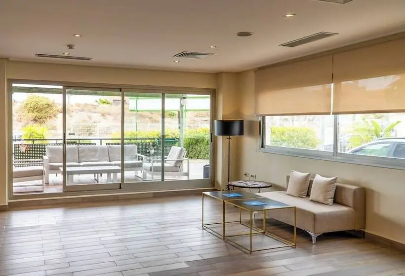 Hotelli YIT Ciudad de Elche