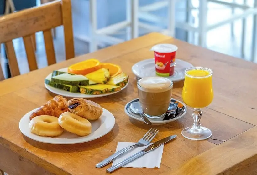 Hotelli YIT Ciudad de Elche