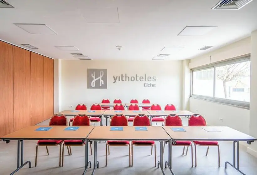 Hotelli YIT Ciudad de Elche