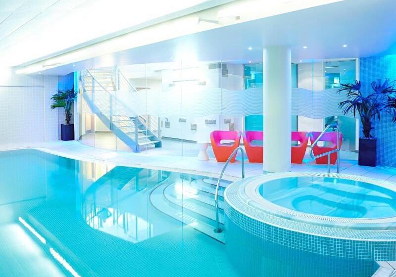 Novotel Edinburgh Centre