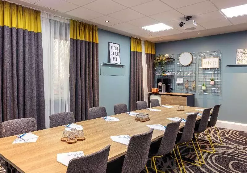 Novotel Edinburgh Centre