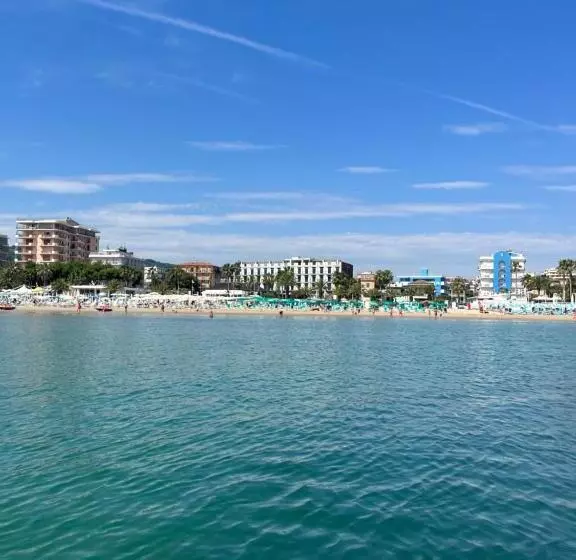 Aamiaismajoitus (B&B) Villa Francesca Luxury