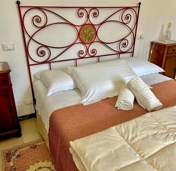 Aamiaismajoitus (B&B) Villa Francesca Luxury