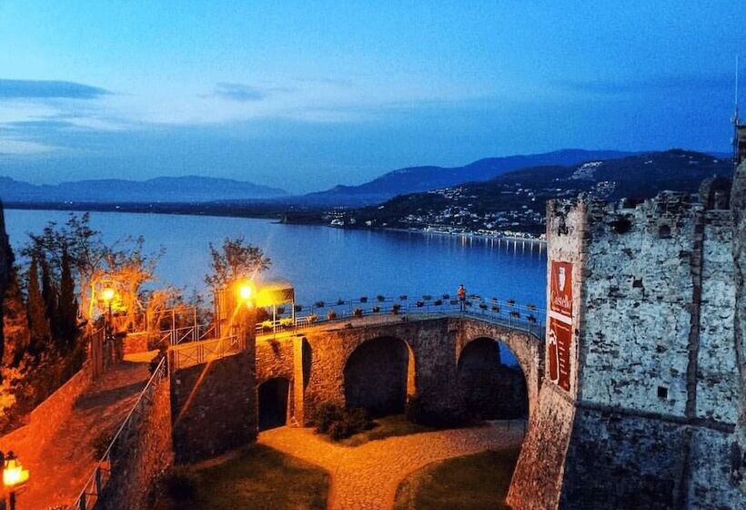 مبيت وإفطار Villa Santangelo