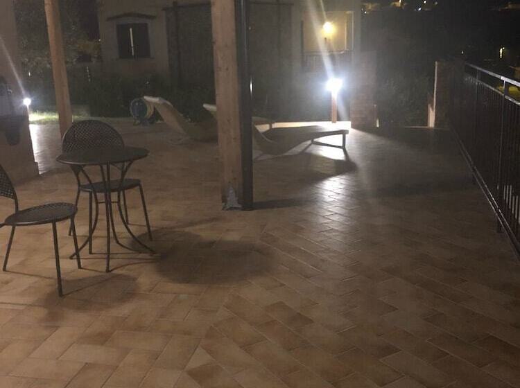 مبيت وإفطار Villa Santangelo