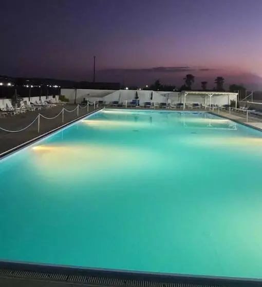 ホテル Villa Damanti
