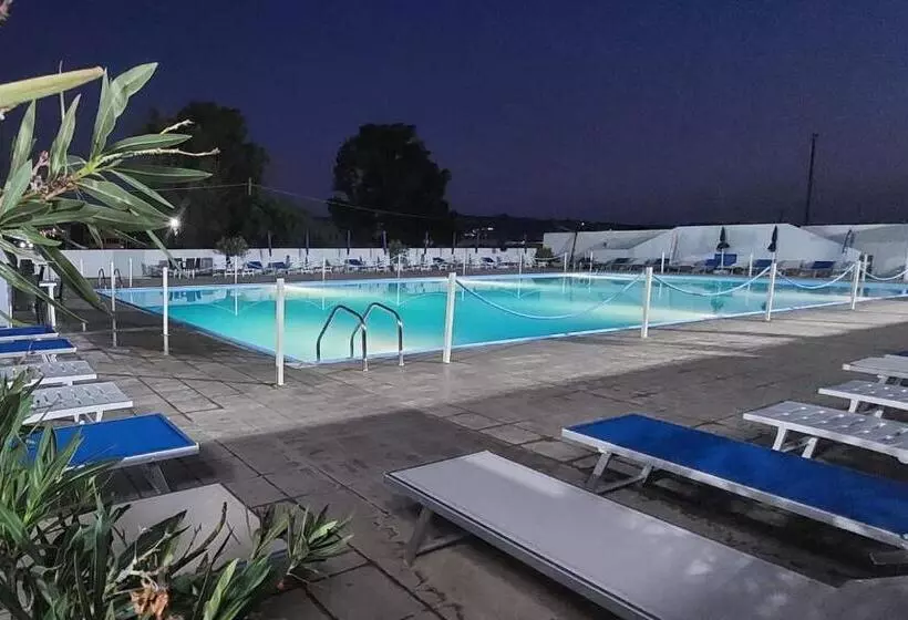 ホテル Villa Damanti