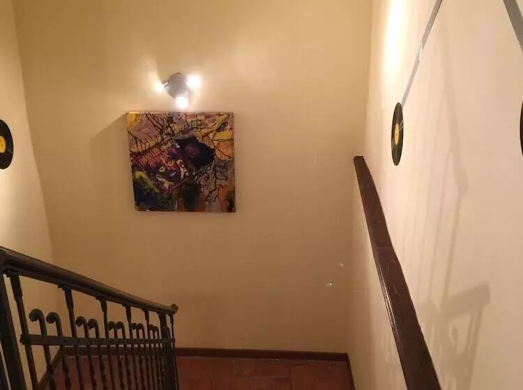 Mantua Hostal   Hostel